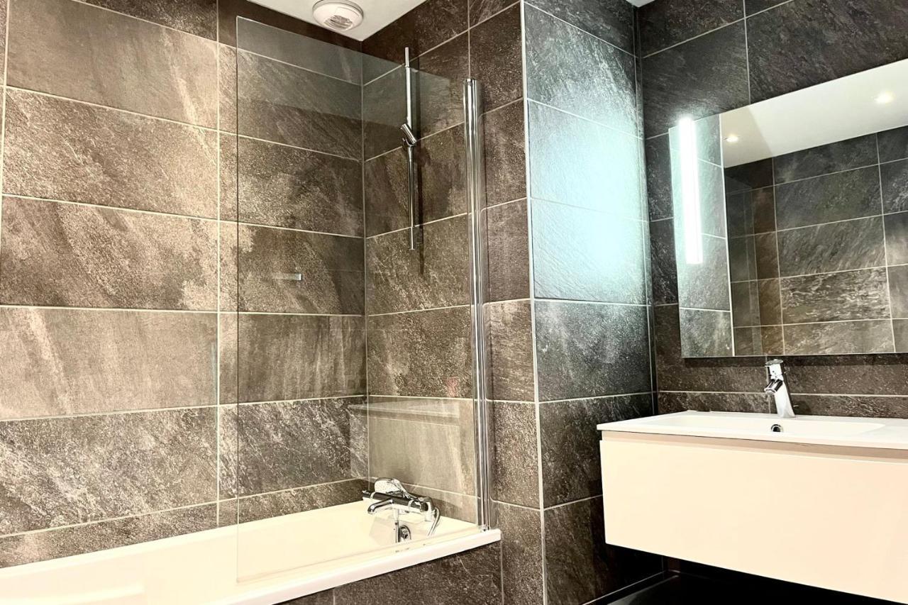 Modern Apt At The Foot Of The Slopes In موجوف المظهر الخارجي الصورة